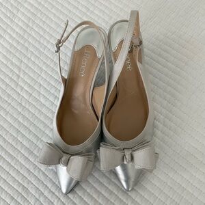 J.Renee Silver Slingback Heels with Bow Accent/ size 8